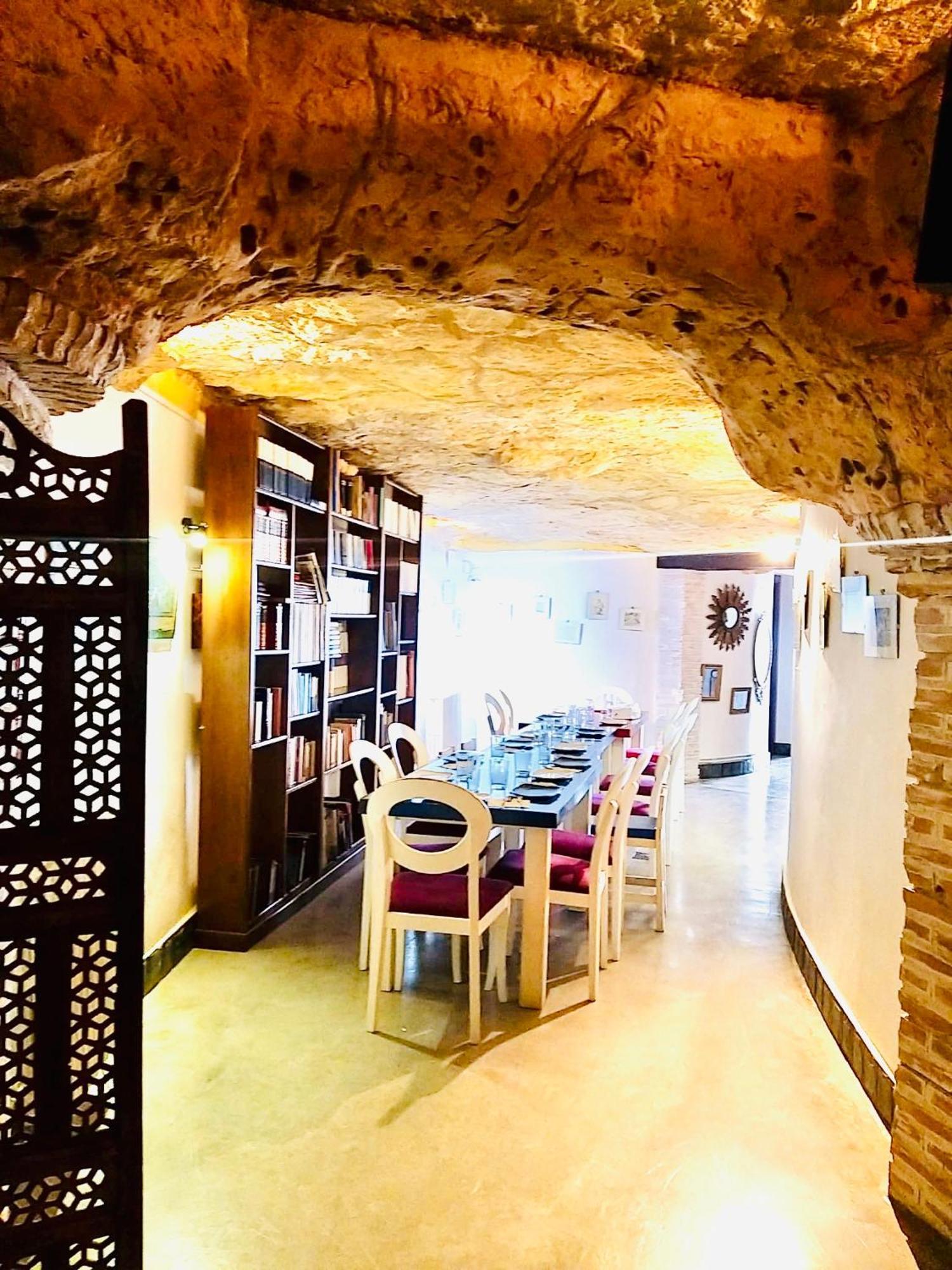 Casa Rural Cueva El Nido Casas de Fernando Alonso Exterior foto